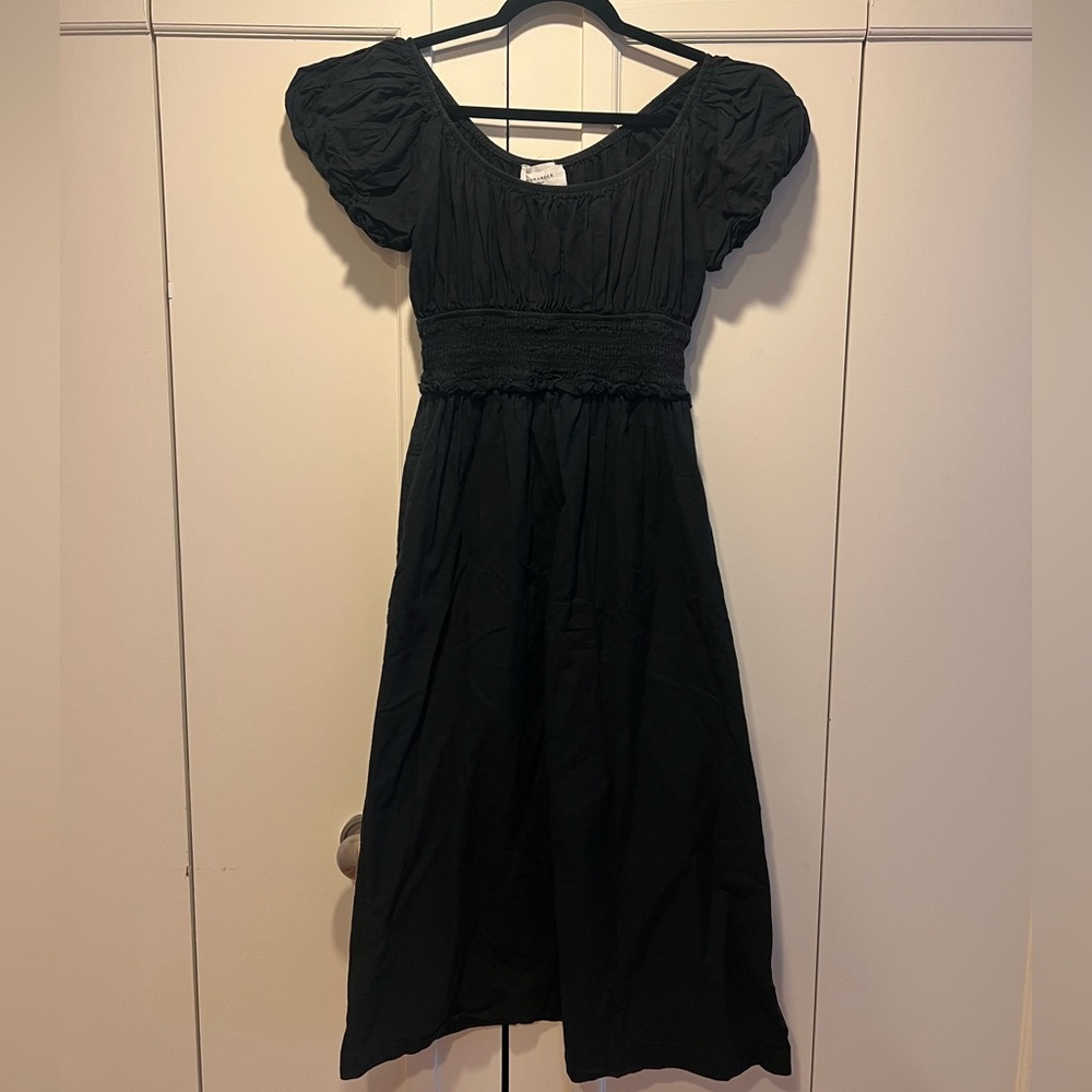 Pomander Place puff sleeve black midi sun dress